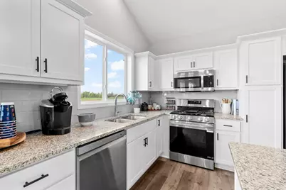 19702 English Avenue N, Forest Lake, MN 55025 - Photo 6