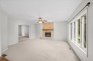 139 Ridge Way, Mahtomedi, MN 55115 - Photo 8