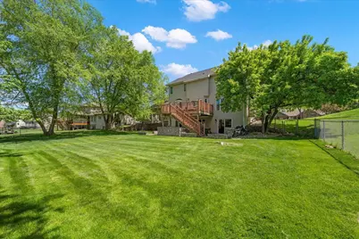 139 Ridge Way, Mahtomedi, MN 55115 - Photo 30