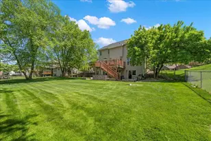 139 Ridge Way, Mahtomedi, MN 55115 - Photo 30