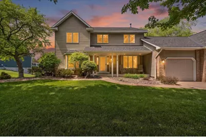 139 Ridge Way, Mahtomedi, MN 55115 - Photo 1