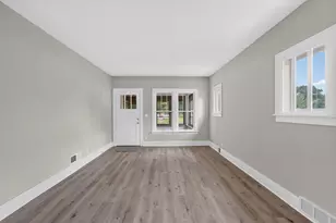 811 8th Ave SE, Rochester, MN 55904 - Photo 6