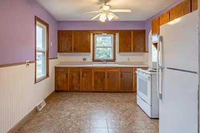 108 S 9th Street, Brownsville, MN 55919 - Photo 4
