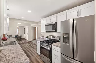 651 46 1/2 Ave NE, Columbia Heights, MN 55421 - Photo 6