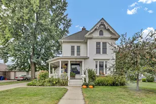 306 S Prairie St, Lake City, MN 55041 - Photo 1