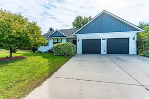 1105 Madisson St, Alexandria, MN 56308 - Photo 2