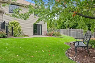 8821 Rainier Ct, Woodbury, MN 55125 - Photo 44