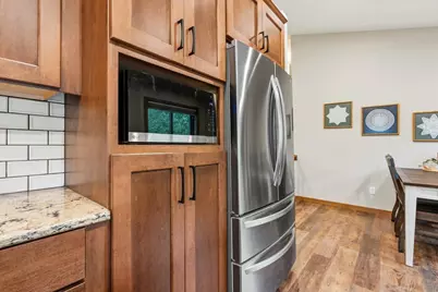 8821 Rainier Court, Woodbury, MN 55125 - Photo 14