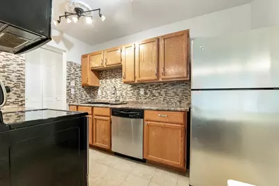 2212 Aldrich Avenue S #106, Minneapolis, MN 55405 - Photo 4
