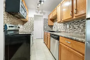 2212 Aldrich Ave S, Minneapolis, MN 55405 - Photo 6