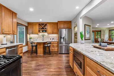 7646 Carnelian Lane, Eden Prairie, MN 55346 - Photo 18