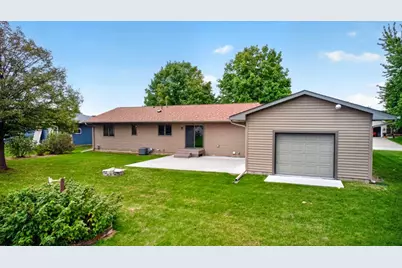 1320 N Garden Street, Lake City, MN 55041 - Photo 4