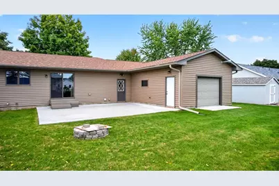 1320 N Garden Street, Lake City, MN 55041 - Photo 6