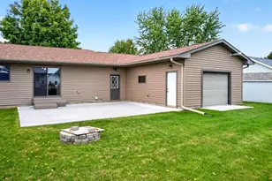 1320 N Garden St, Lake City, MN 55041 - Photo 6