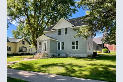 104 S Park Avenue, Springfield, MN 56087 - Photo 2