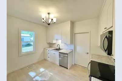 104 S Park Avenue, Springfield, MN 56087 - Photo 26