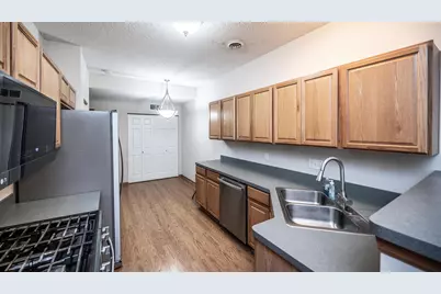 11151 204th Street W #309, Lakeville, MN 55044 - Photo 10