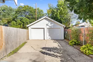 1329 Beech St, Saint Paul, MN 55106 - Photo 32