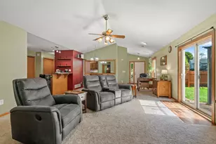 1822 Wooden Shoe Ct, Baldwin, WI 54002 - Photo 10