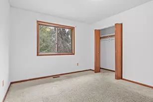 1027 White Bear Ave N, Saint Paul, MN 55106 - Photo 8