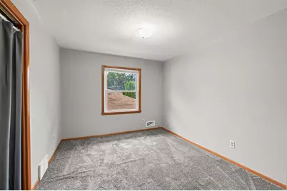 3824 Thomas Avenue N, Minneapolis, MN 55412 - Photo 12