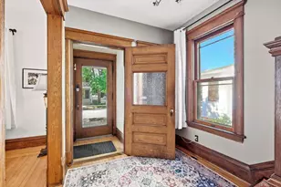 2725 Garfield Ave, Minneapolis, MN 55408 - Photo 4