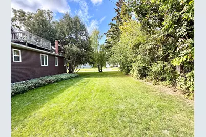 301 5th Street SE, Roseau, MN 56751 - Photo 4