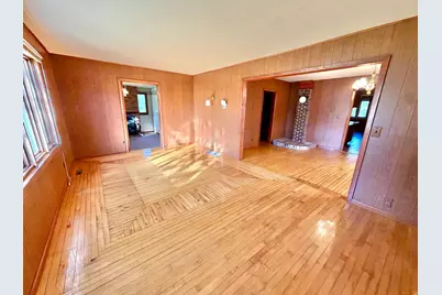301 5th Street SE, Roseau, MN 56751 - Photo 8