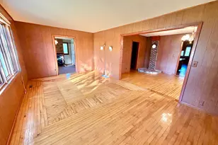 301 5th St SE, Roseau, MN 56751 - Photo 8