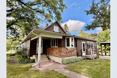 301 5th Street SE, Roseau, MN 56751 - Photo 2