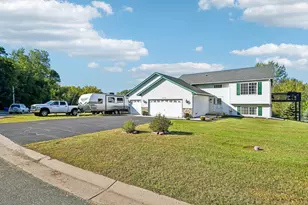 414 Roosevelt Dr, Dresser, WI 54009 - Photo 4