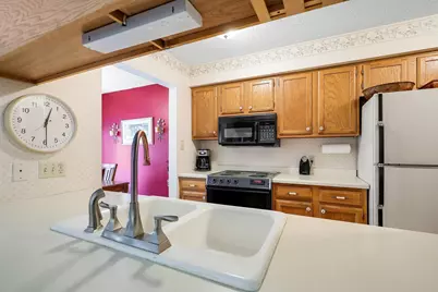 14389 Bedford Drive, Eden Prairie, MN 55346 - Photo 16