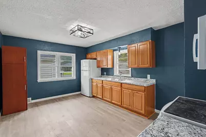 302 Lincoln Avenue N, New Prague, MN 56071 - Photo 8