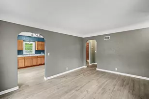 302 Lincoln Ave N, New Prague, MN 56071 - Photo 6