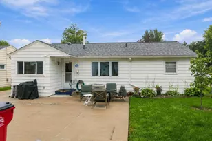1609 1st Ave SE, Austin, MN 55912 - Photo 6
