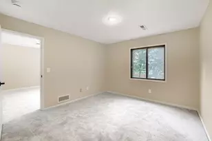 13358 Hughes Ct, Apple Valley, MN 55124 - Photo 32