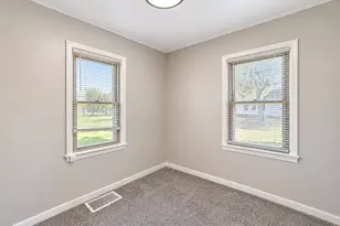 105 Amsterdam Ave W, Hollandale, MN 56045 - Photo 10