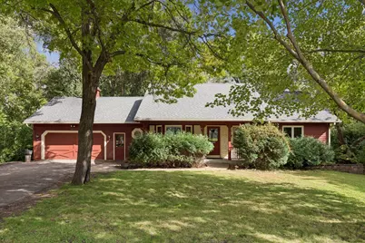 2815 Saddlebrooke Circle E, Minnetonka, MN 55305 - Photo 1