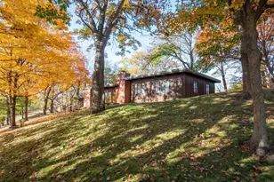 5811 Hobe Ln, White Bear Lake, MN 55110 - Photo 6