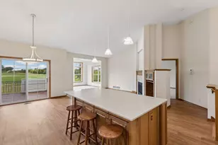492 Holly Ln N, Oakdale, MN 55128 - Photo 16