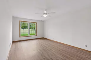492 Holly Ln N, Oakdale, MN 55128 - Photo 32