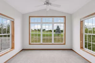 492 Holly Ln N, Oakdale, MN 55128 - Photo 10