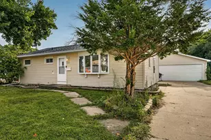 2514 NW 23rd Ave NW, Rochester, MN 55901 - Photo 1