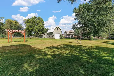 404 W Main Street, Morristown, MN 55052 - Photo 6