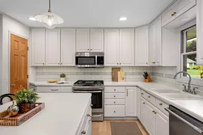 13014 Girard Avenue S, Burnsville, MN 55337 - Photo 14