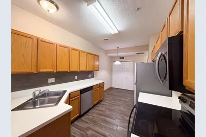 5070 Holly Lane N #702, Plymouth, MN 55446 - Photo 10