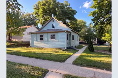 305 Arlington Avenue W, Saint Paul, MN 55117 - Photo 1