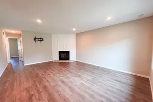 13397 Hughes Ct, Apple Valley, MN 55124 - Photo 6