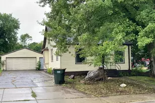610 Lake Ave, Albany, MN 56307 - Photo 2