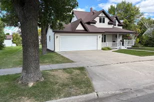 116 3rd St E, Halstad, MN 56548 - Photo 4